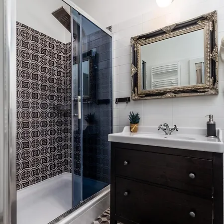 Karolina Apartman Fiume