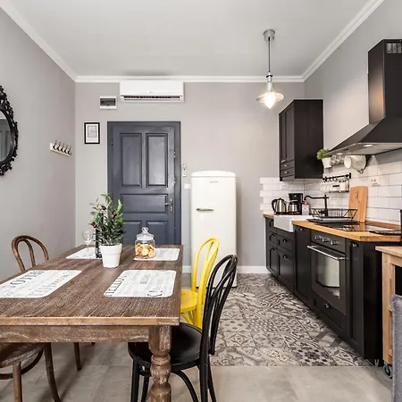 Apartman Karolina *